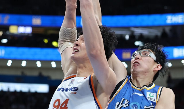 CBA前四会师四强！半决赛对阵出炉：上海vs北京 广厦vs深圳
